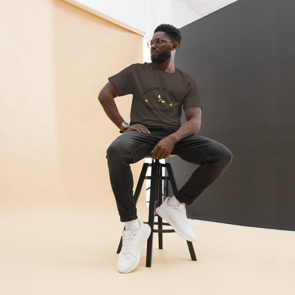 Unisex classic T-shirt in dark gray with small bee graphic and chest text