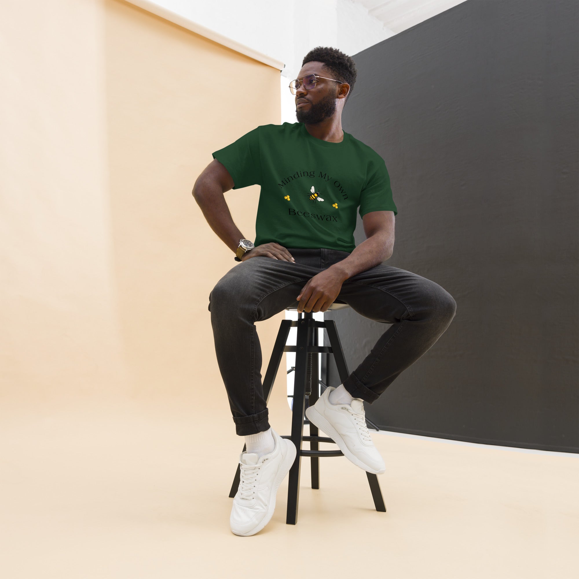 Unisex classic T-shirt in green with small bee graphic and chest text