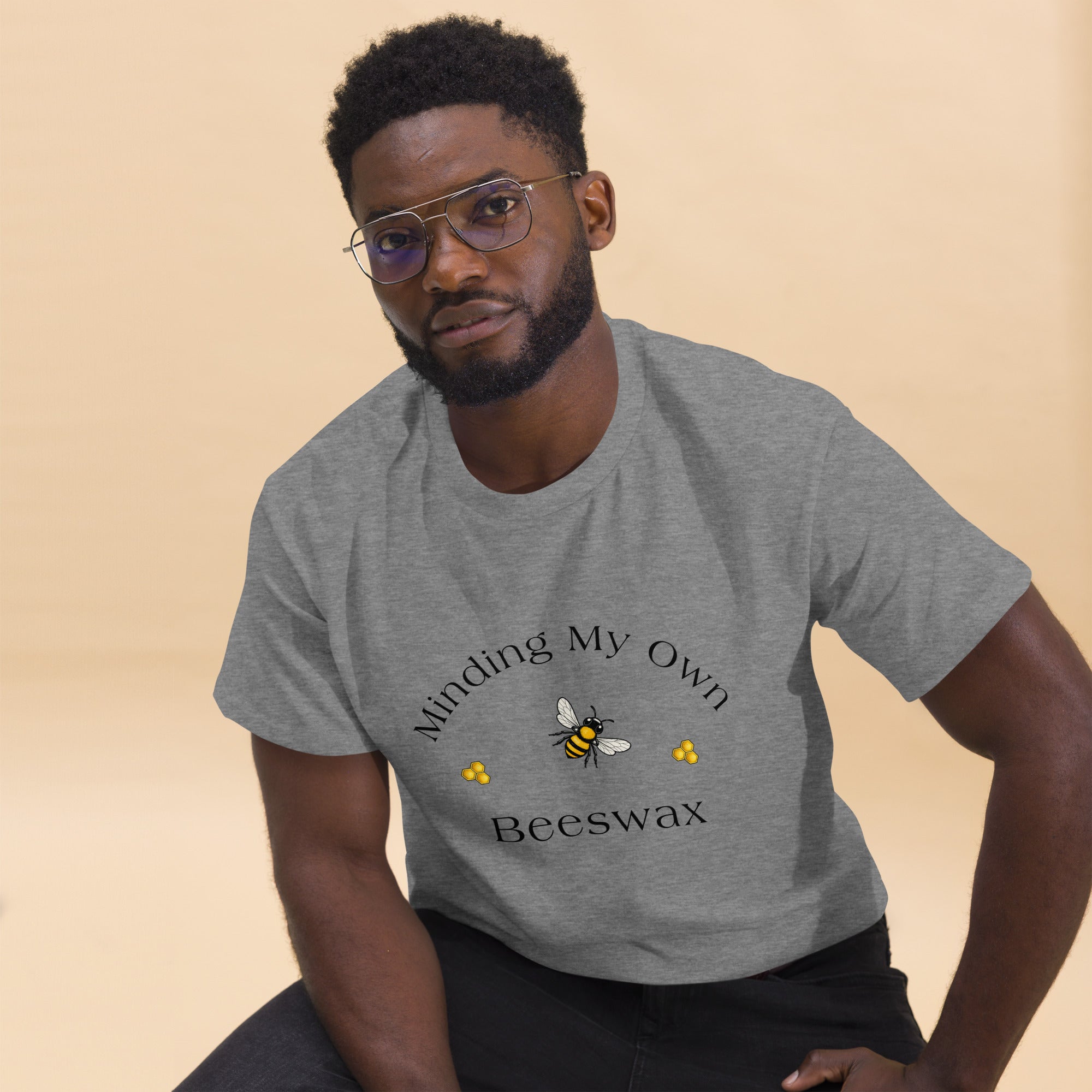 Unisex classic crewneck T-shirt in gray with bee graphic