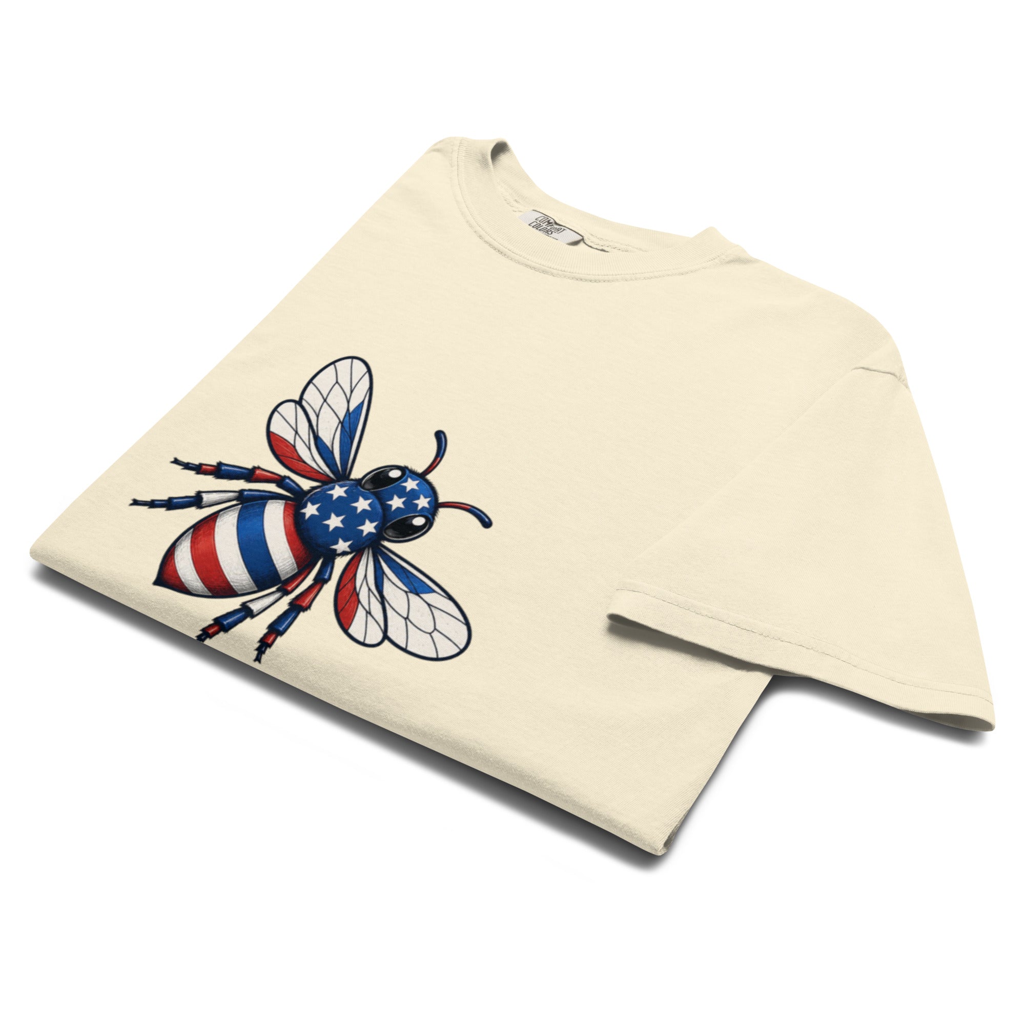 Unisex heavyweight T-shirt in ivory with bee graphic on chest