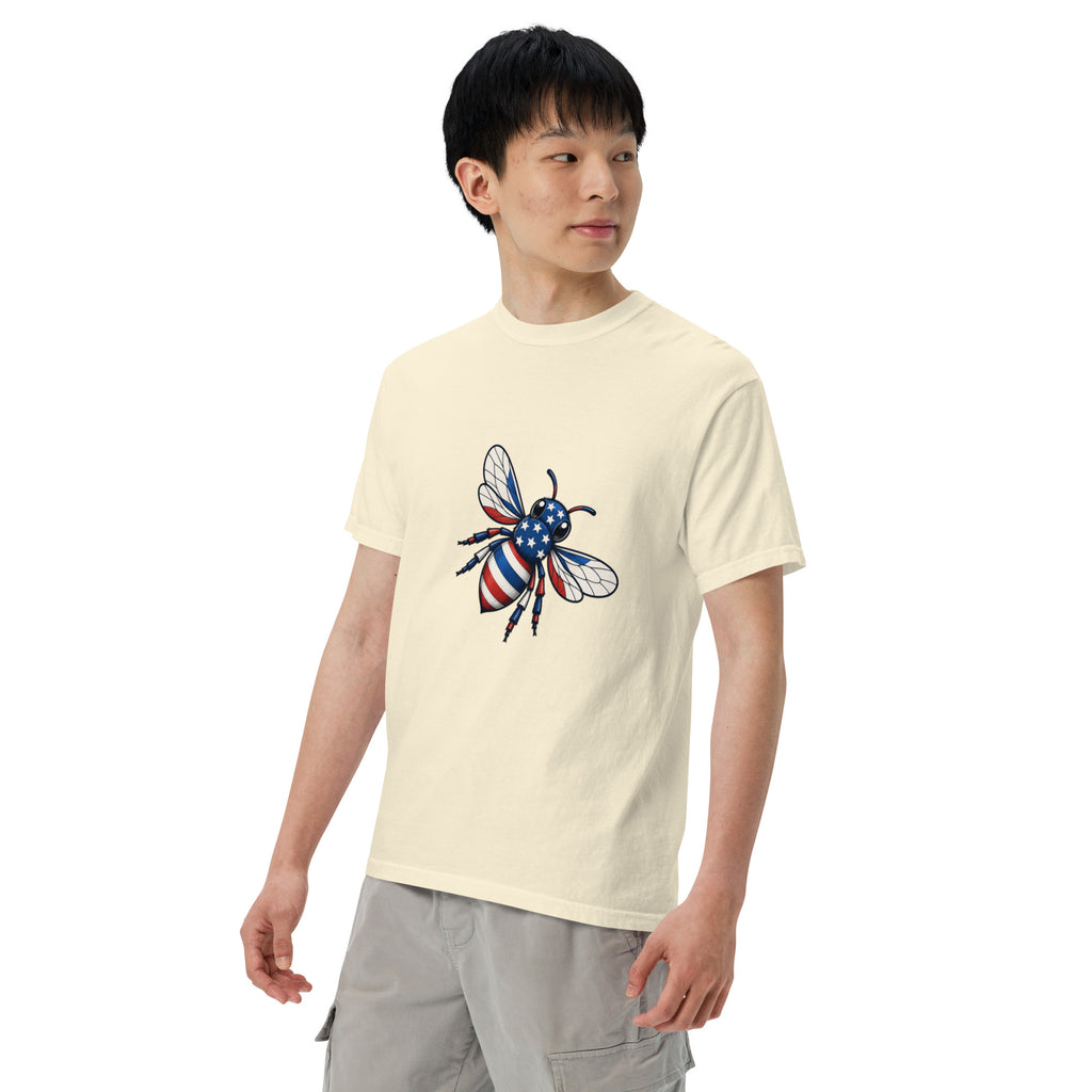 Ivory unisex heavyweight T-shirt with front bee graphic and crew neck