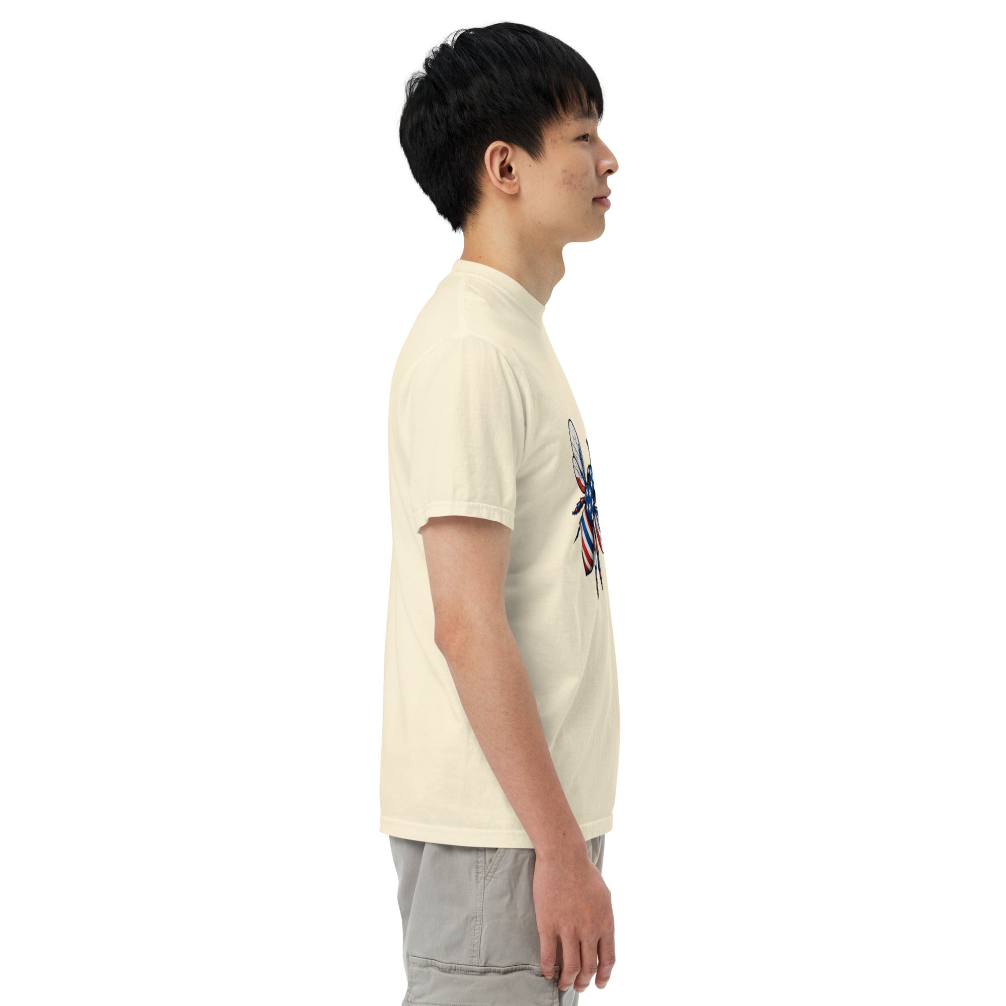 Unisex heavyweight t-shirt in ivory with chest graphic print