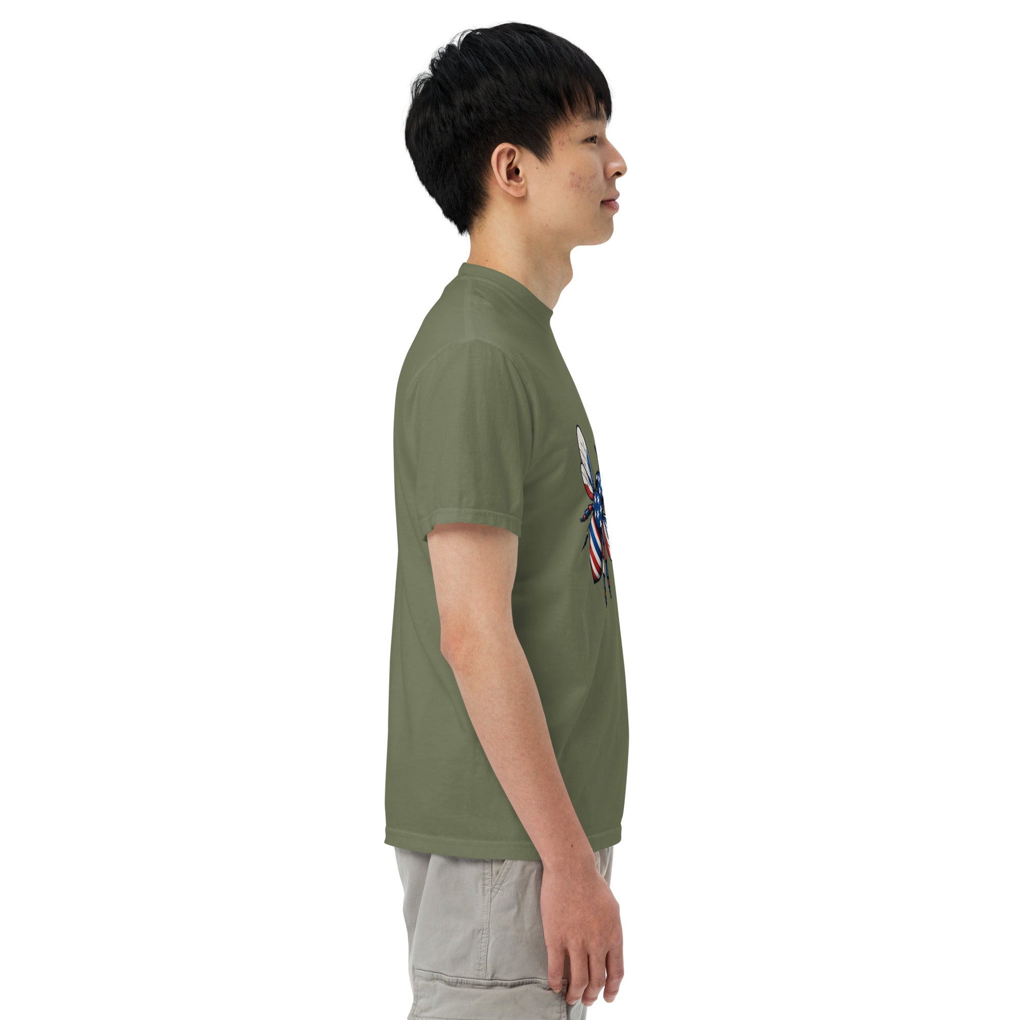 Unisex heavyweight T-shirt, moss green side view with crew neck and short sleeves