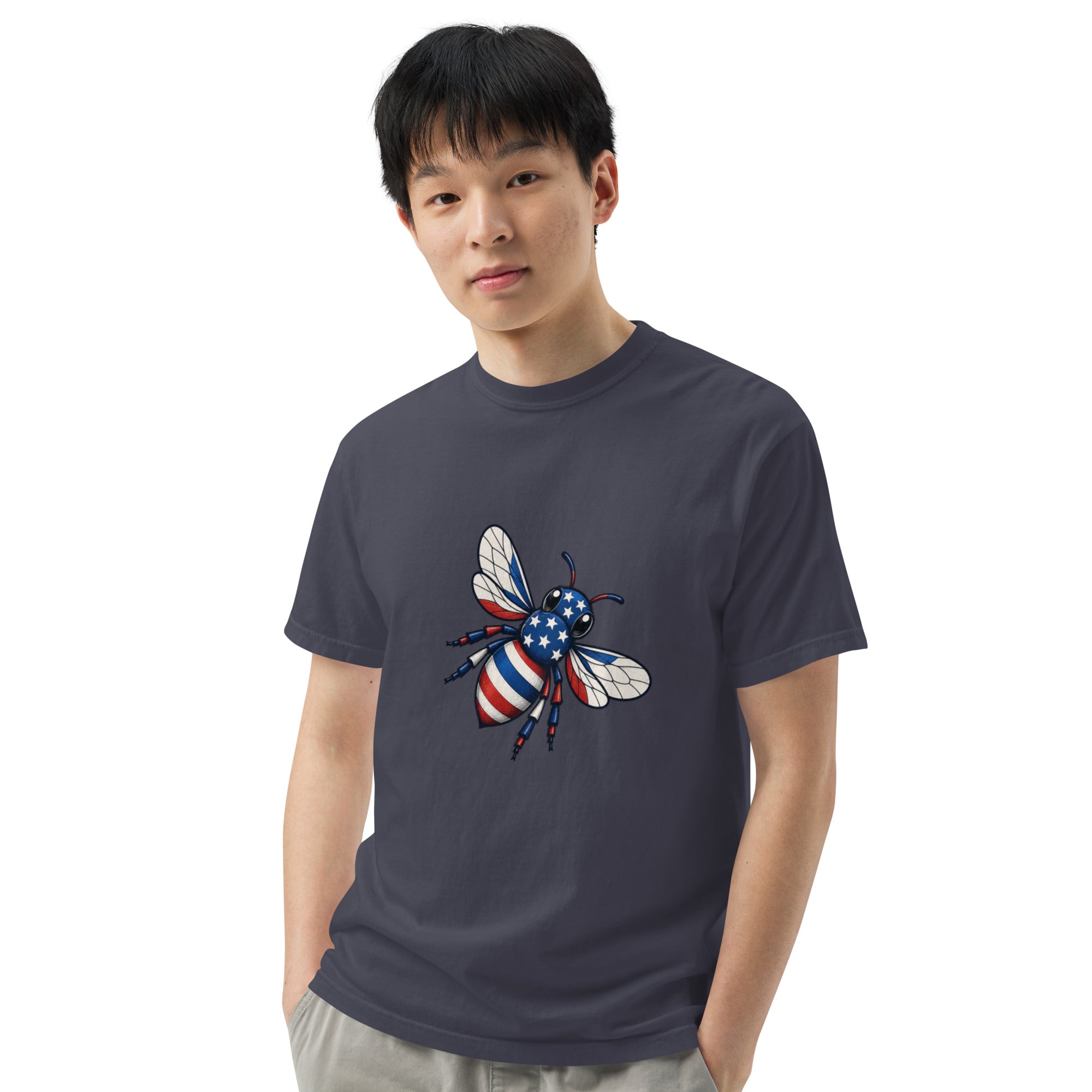 Unisex heavyweight t-shirt, dark blue, chest graphic bee with striped wings
