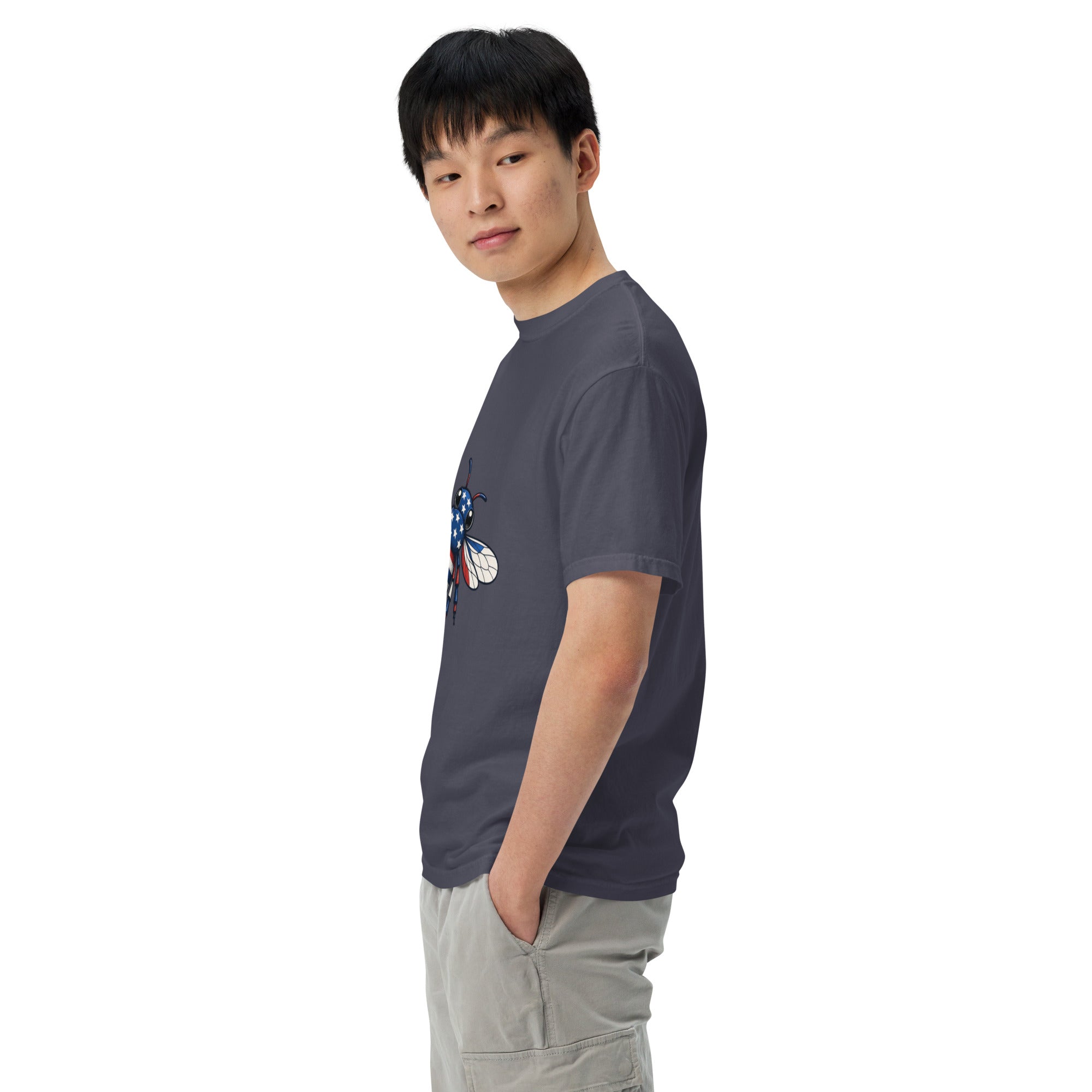 Unisex heavyweight t-shirt in dark grey with chest graphic print