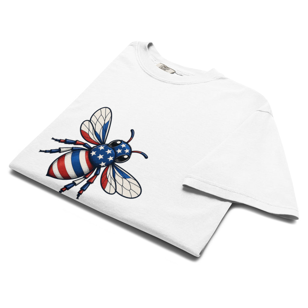Unisex heavyweight T-shirt in white with bee graphic on chest